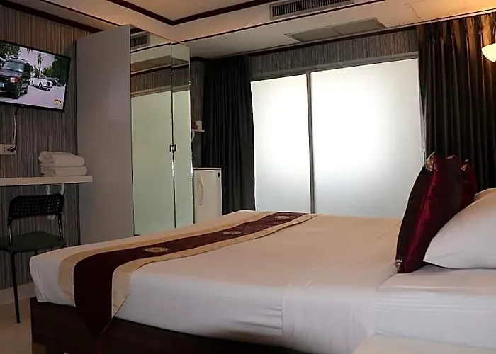 Chaleena Princess Ramkhamhaeng 酒店 4*